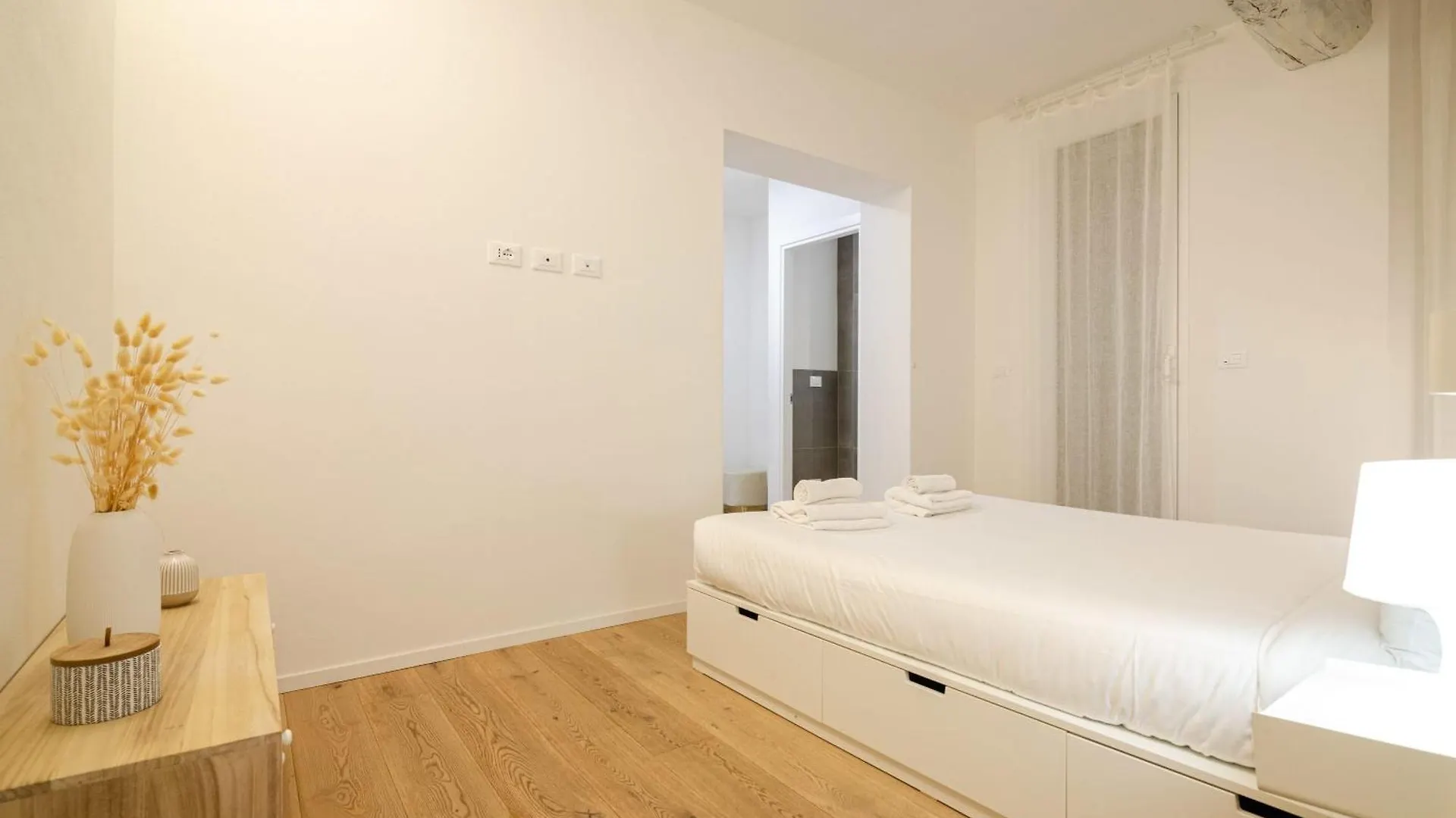Brand New Flat In The Heart Of Bologna City Centre Apartment 0*,
